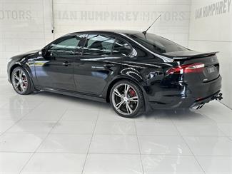 2016 Ford Falcon - Thumbnail