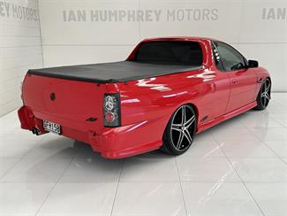 2006 Holden Commodore - Thumbnail