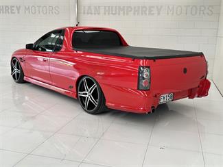 2006 Holden Commodore - Thumbnail