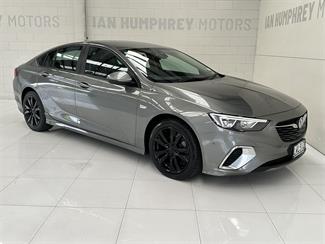 2018 Holden Commodore - Thumbnail