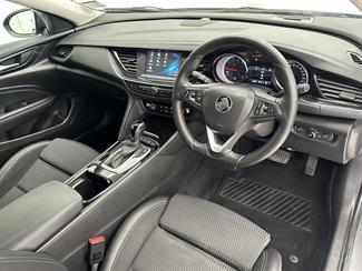 2018 Holden Commodore - Thumbnail