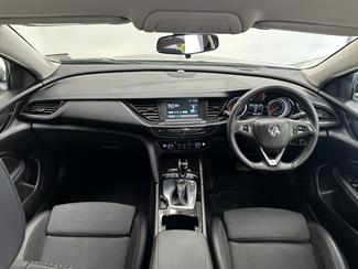 2018 Holden Commodore - Thumbnail