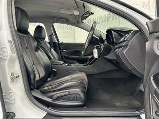 2015 Holden Commodore - Thumbnail