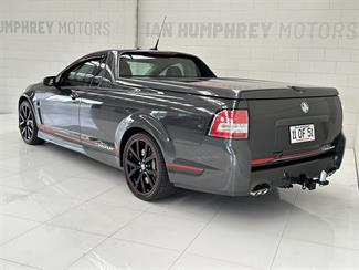 2017 Holden Commodore - Thumbnail
