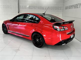 2017 Holden Commodore - Thumbnail