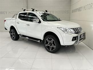 2016 Mitsubishi Triton - Thumbnail