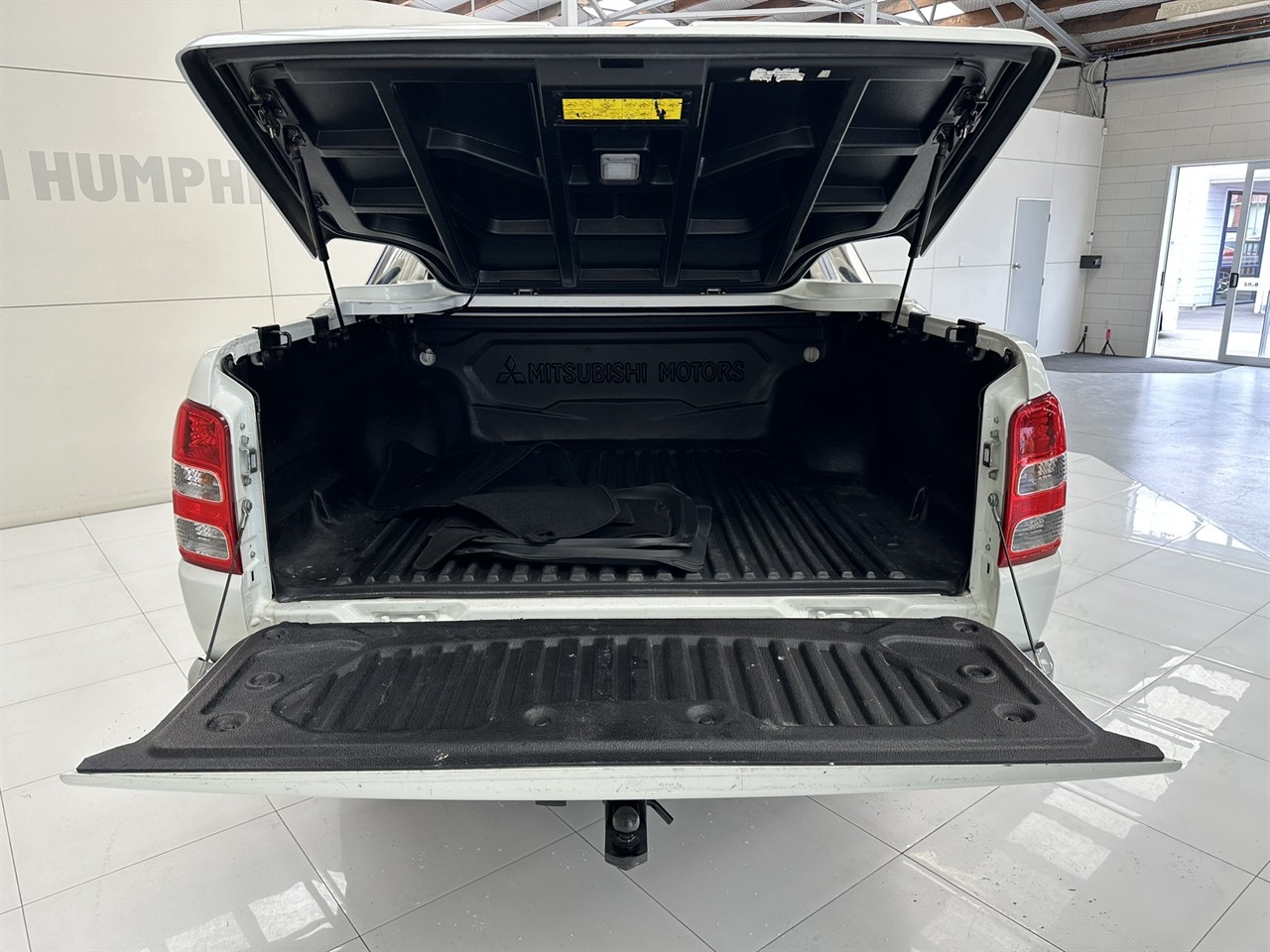 2016 Mitsubishi Triton