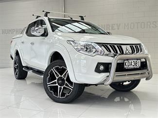 2016 Mitsubishi Triton - Thumbnail