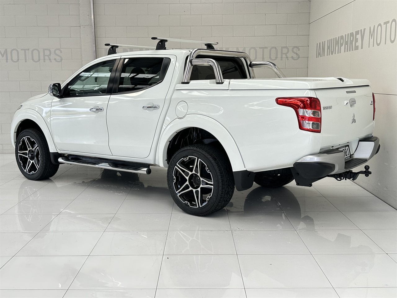 2016 Mitsubishi Triton