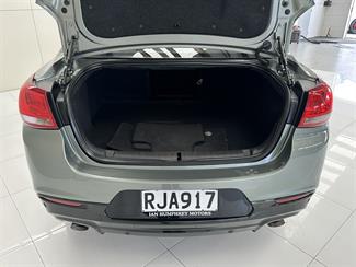 2015 Holden Commodore - Thumbnail