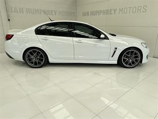 2017 Holden Commodore - Thumbnail