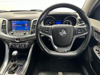 2015 Holden Commodore - Thumbnail