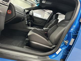 2009 Holden HSV - Thumbnail