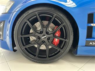 2009 Holden HSV - Thumbnail