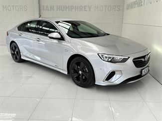 2018 Holden Commodore - Thumbnail