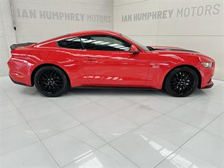 2016 Ford Mustang - Thumbnail