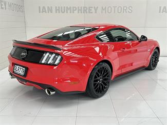 2016 Ford Mustang - Thumbnail