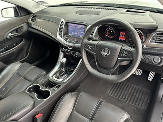 2017 Holden Commodore - Thumbnail