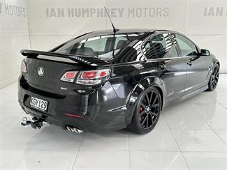 2017 Holden Commodore - Thumbnail