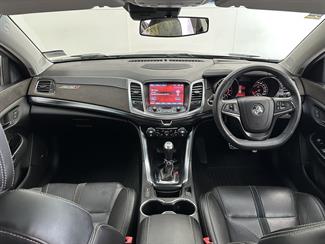 2017 Holden Commodore - Thumbnail