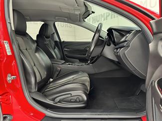 2017 Holden Commodore - Thumbnail