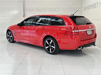 2017 Holden Commodore - Thumbnail