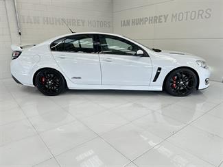 2016 Holden Commodore - Thumbnail