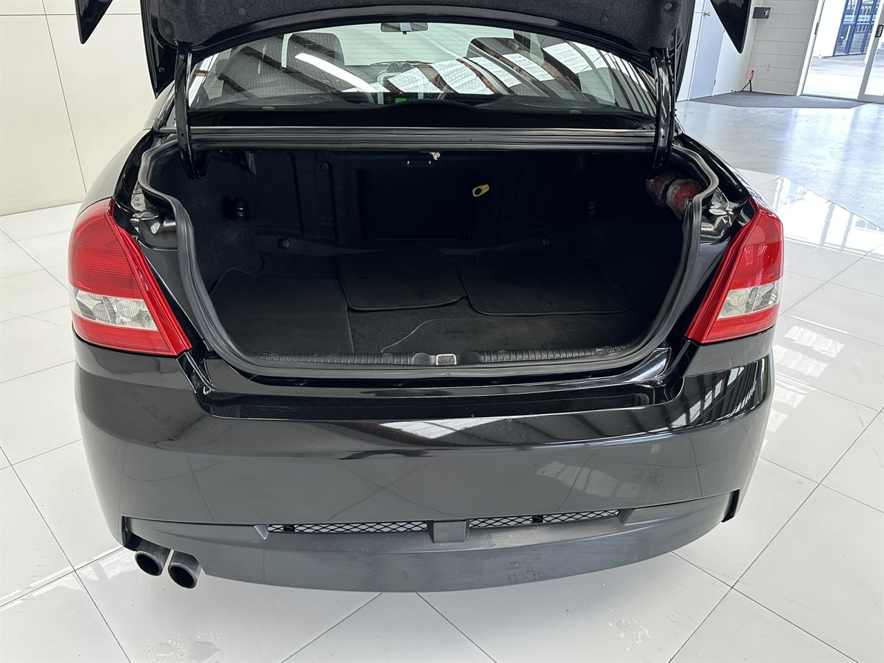 2006 Holden HSV