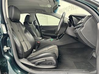 2016 Holden Commodore - Thumbnail
