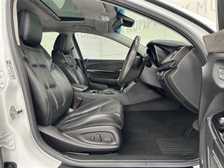 2016 Holden Commodore - Thumbnail