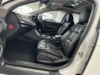 2016 Holden Commodore - Thumbnail