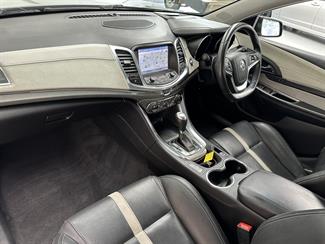 2016 Holden Commodore - Thumbnail