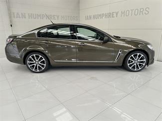 2016 Holden Commodore - Thumbnail