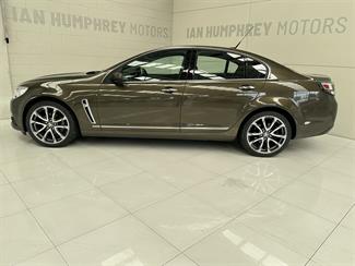 2016 Holden Commodore - Thumbnail