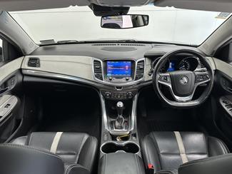 2016 Holden Commodore - Thumbnail