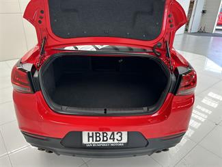 2013 Holden Commodore - Thumbnail
