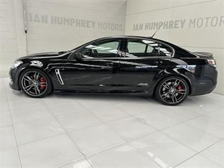2017 Holden Commodore - Thumbnail