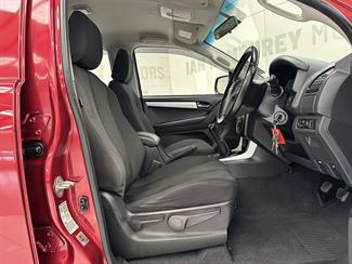 2018 Isuzu D-MAX - Thumbnail