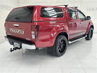 2018 Isuzu D-MAX - Thumbnail