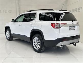 2020 Holden Acadia - Thumbnail