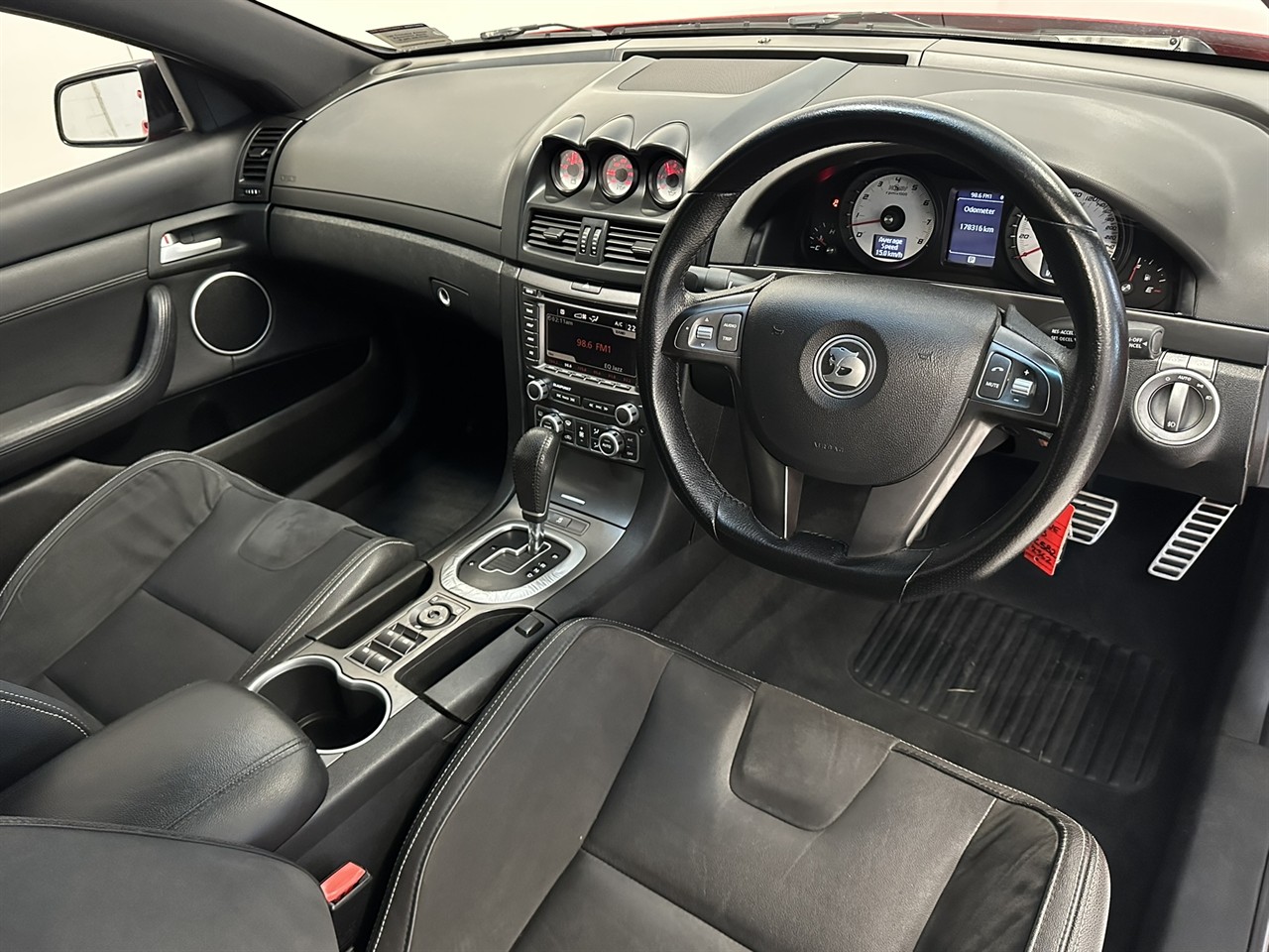 2009 Holden HSV