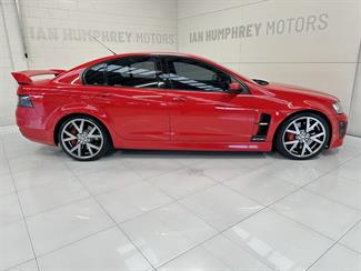 2009 Holden HSV - Thumbnail