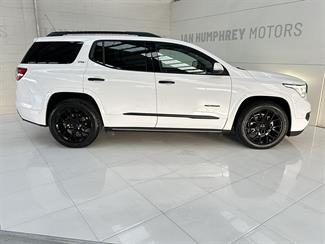 2019 Holden Acadia - Thumbnail