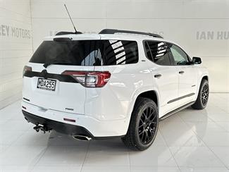 2019 Holden Acadia - Thumbnail