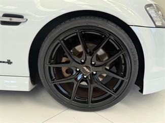2012 Holden Commodore - Thumbnail