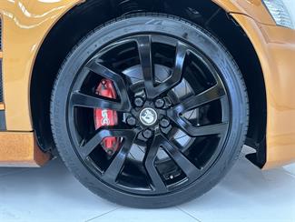 2010 Holden HSV - Thumbnail