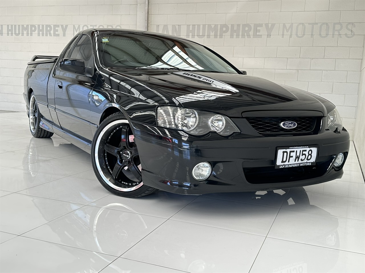2004 Ford Falcon