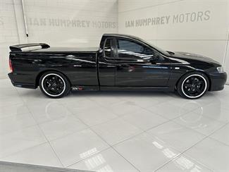 2004 Ford Falcon - Thumbnail