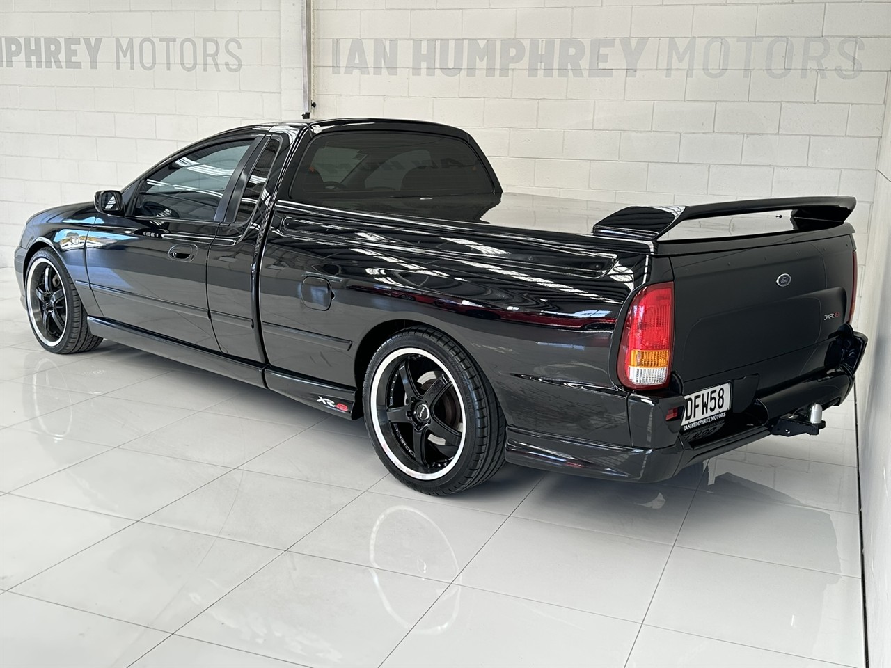 2004 Ford Falcon