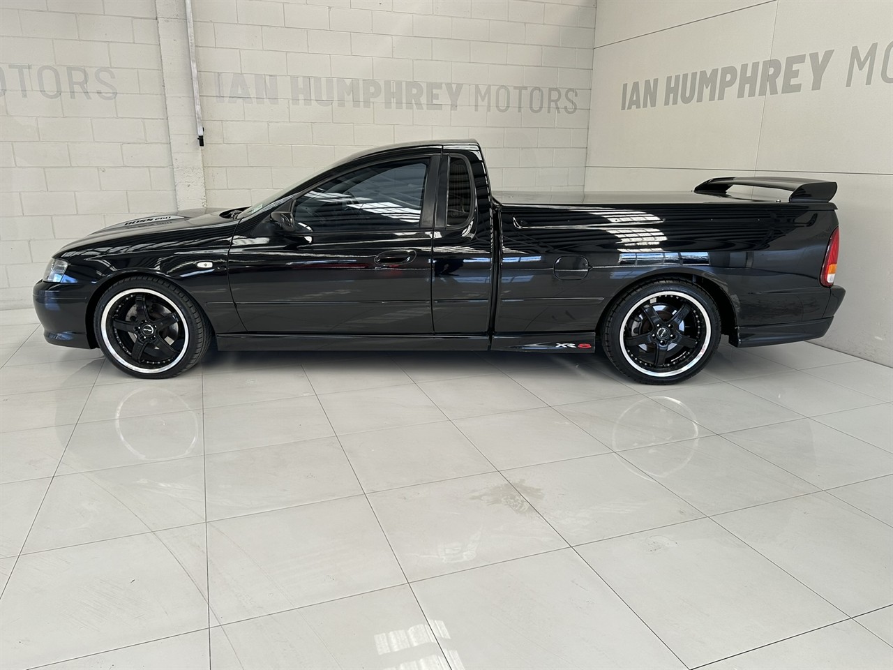 2004 Ford Falcon